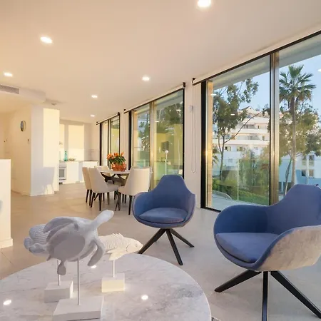 200m² New B With Private, Heated Pool And Amazing Ocean View. Villa Costa Adeje (Tenerife)