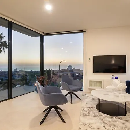 200m² New B With Private, Heated Pool And Amazing Ocean View. Villa *