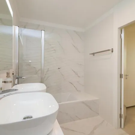 200m² New B With Private, Heated Pool And Amazing Ocean View. * Costa Adeje (Tenerife)