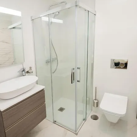 200m² New B With Private, Heated Pool And Amazing Ocean View. Villa *